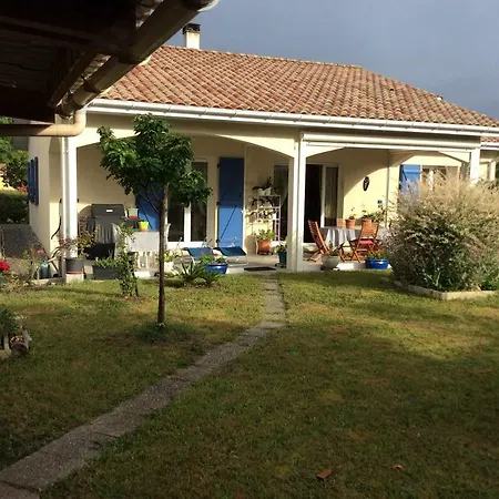 Les Brises Feriehus